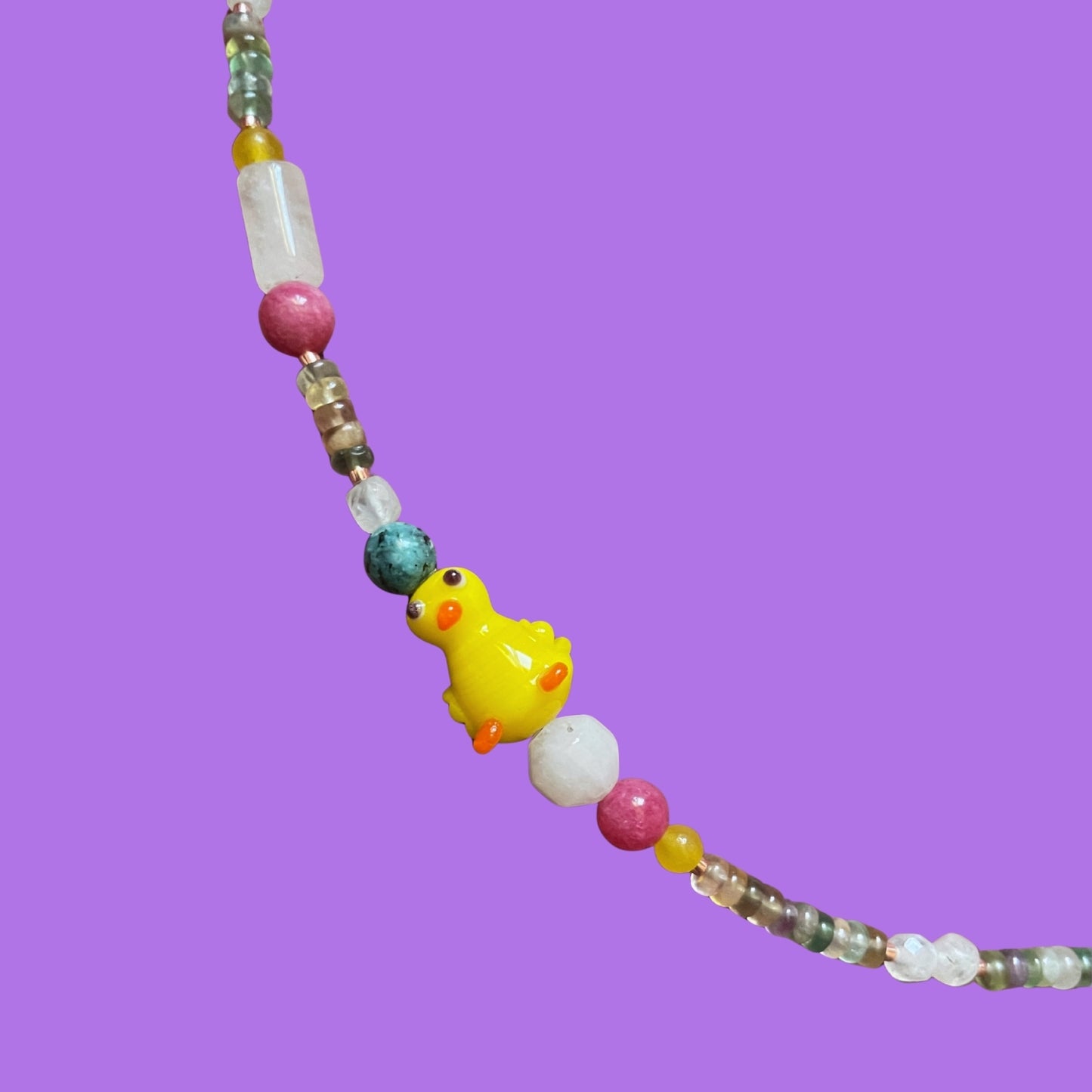 Duckling Baby | Civciv Ördek Figürlü Florit ve Ay Taşı Doğaltaş Kolye