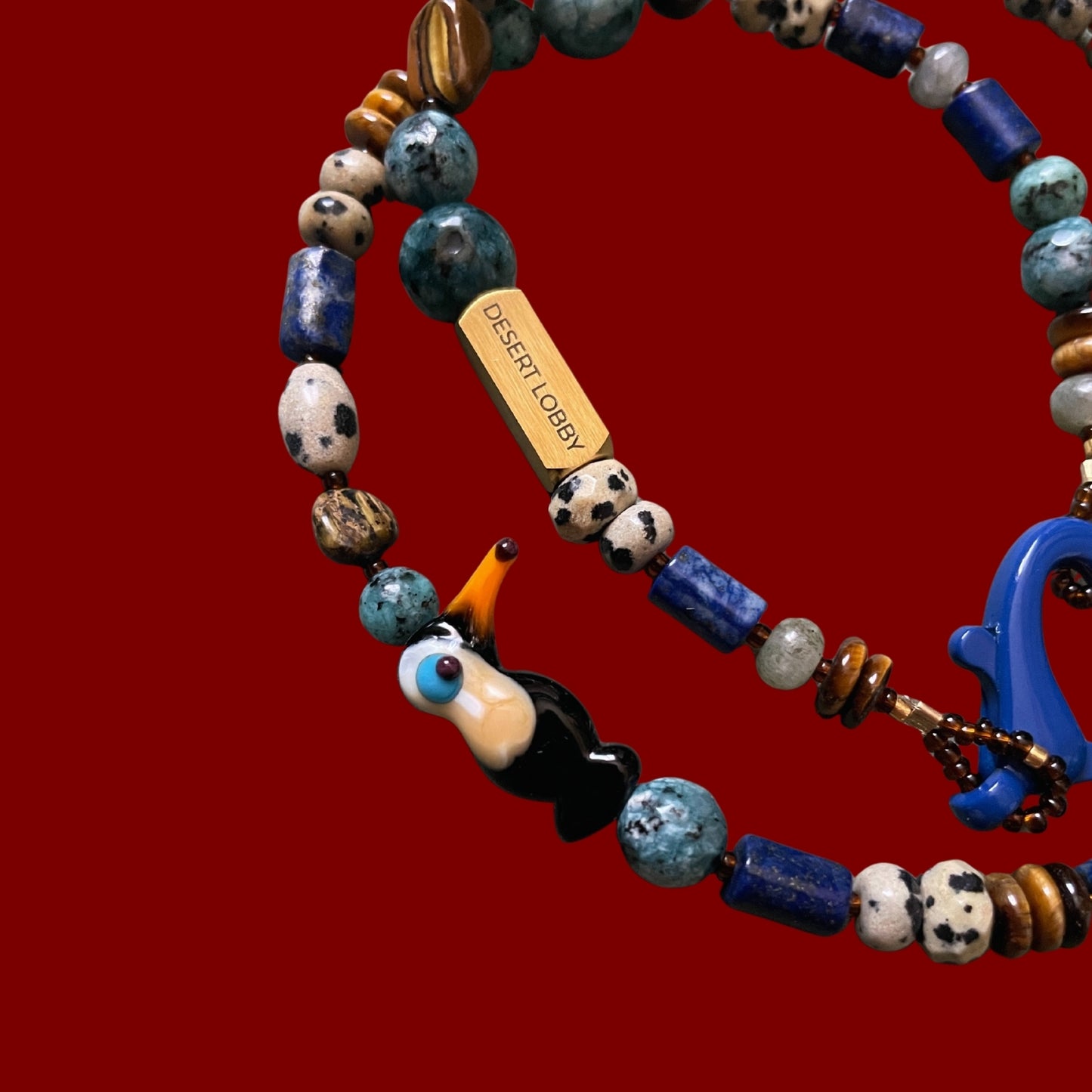 Jane | Tukan Kuşu Figürlü Lapis Lazuli ve Labradorit Doğaltaş Kolye