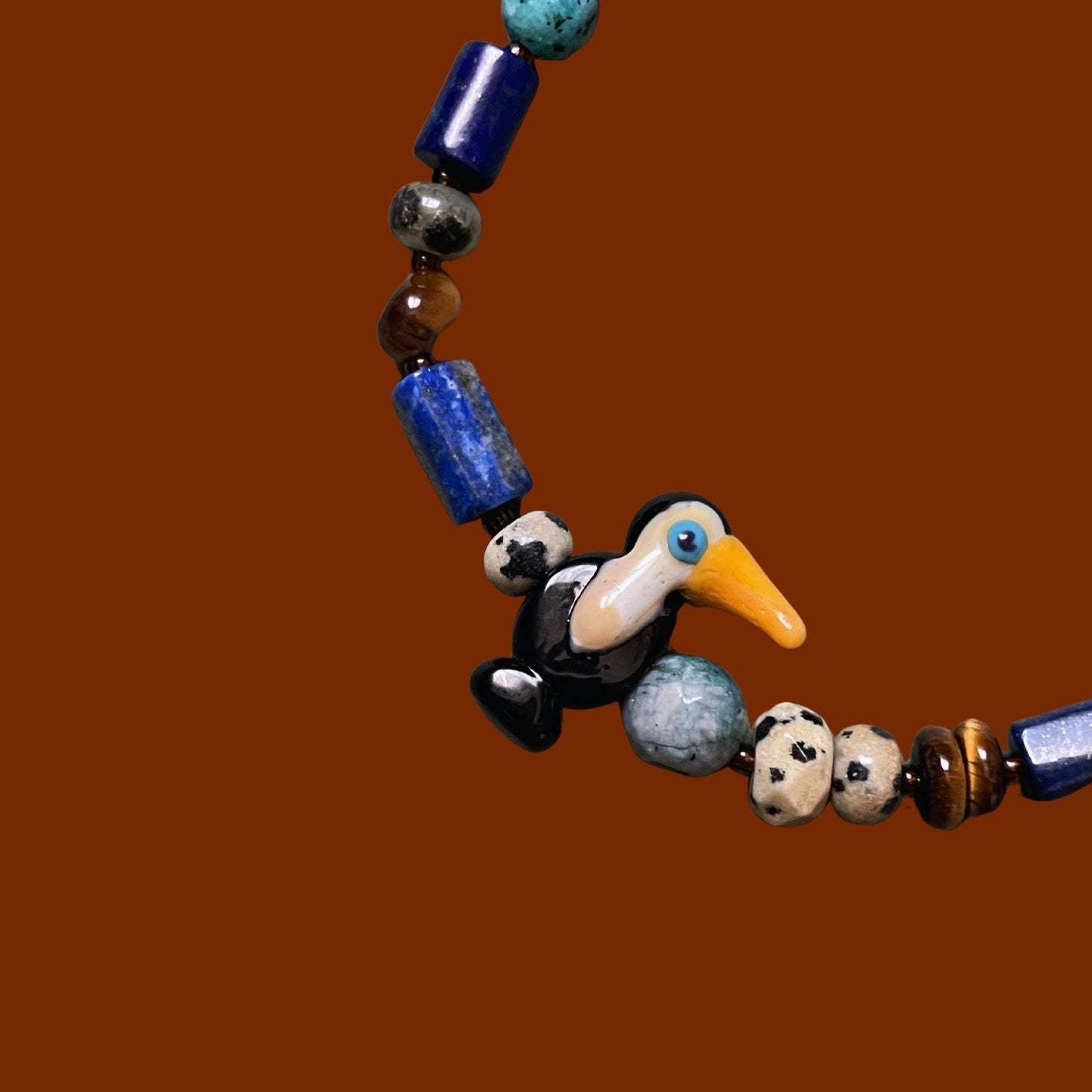 Jane | Tukan Kuşu Figürlü Boyu Ayarlanabilir Doğaltaş Bileklik