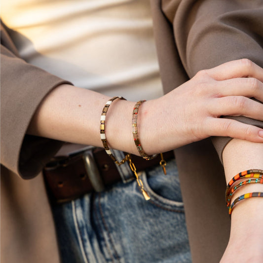 Turin | Beige Miyuki Tila Beaded Bracelet with Red and Bronze Details