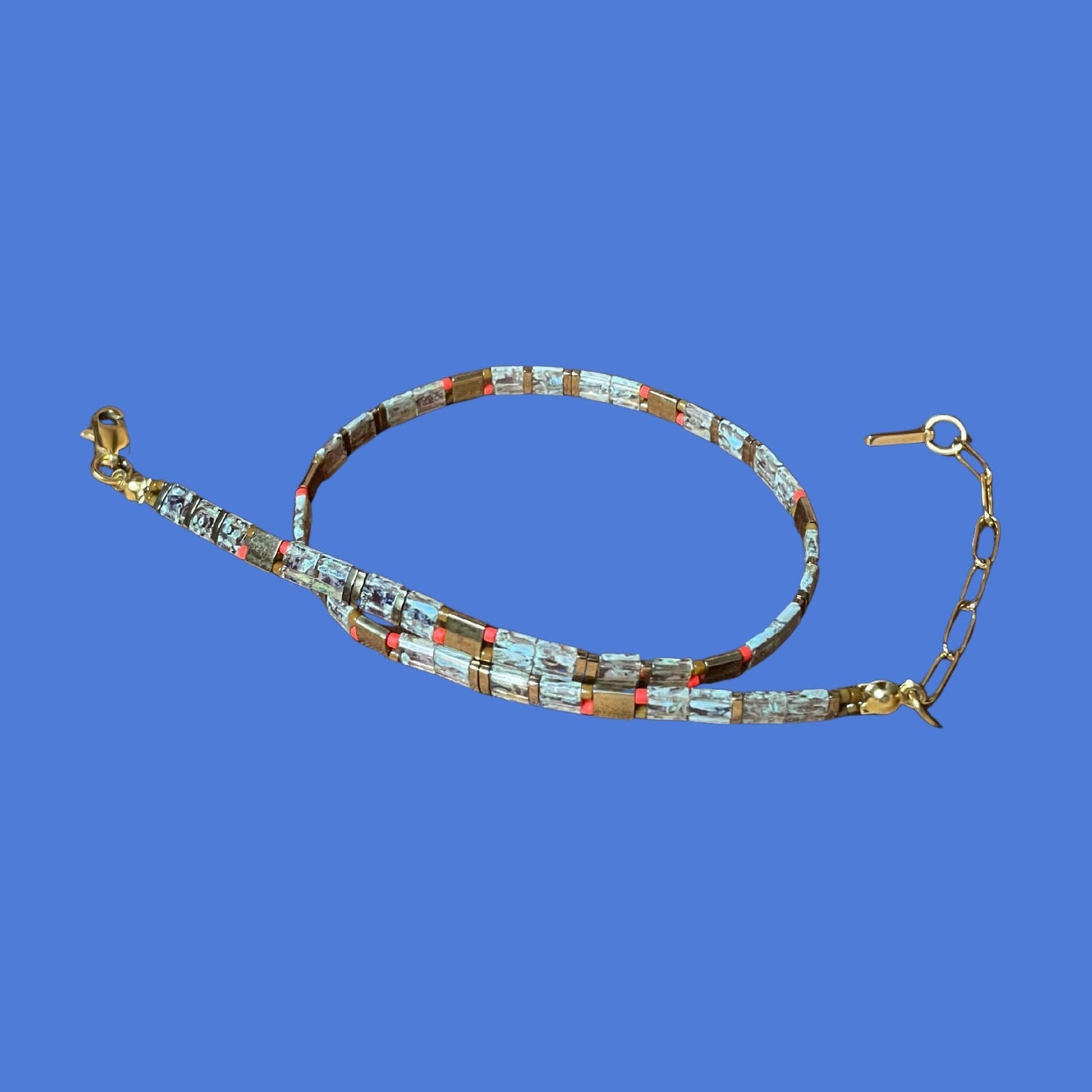 Turin | Beige Miyuki Tila Beaded Choker Necklace with Red and Bronze Details